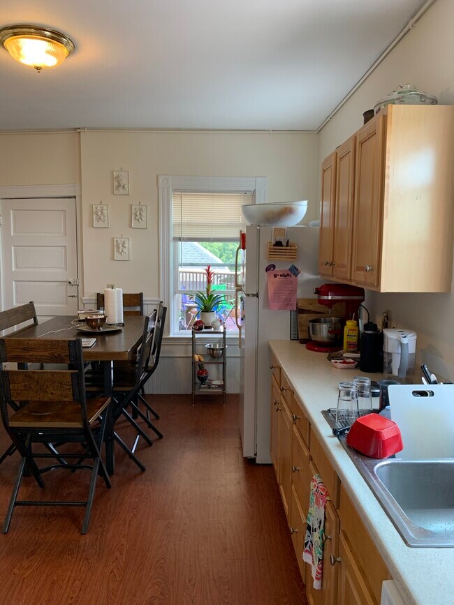 51 Ibbetson St unit 2, Somerville, MA 02143 - photo 3