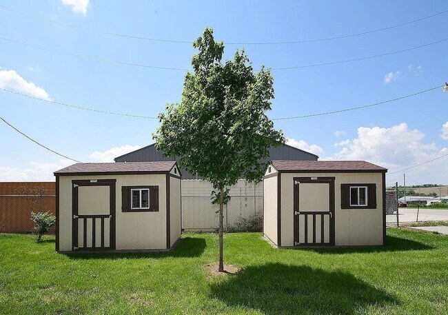 345 Spruce St unit B, Springfield, NE 68059 - photo 5