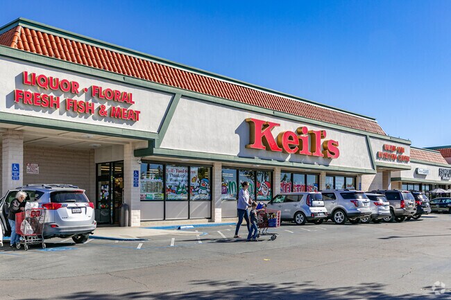 Keil's, a local grocery chain, serves residents of San Carlos.