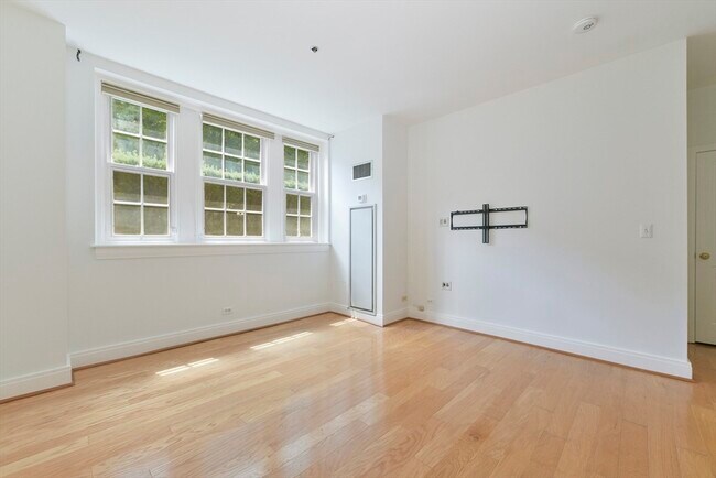 515 Beacon St unit 103, Boston, MA 02215 - photo 4