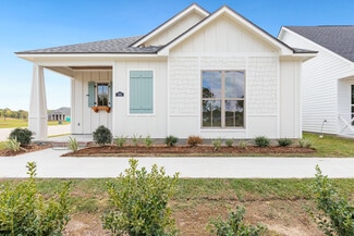 705 Iberia St, Youngsville, LA 70592