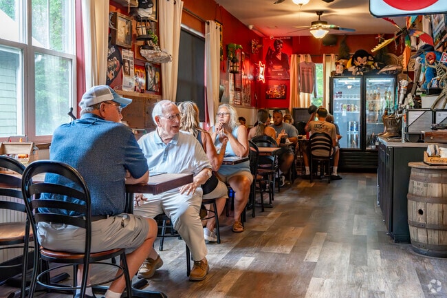 The Keg and Egg in Lansdowne offers hearty Southern breakfasts, making it a beloved local spot for residents and visitors alike.