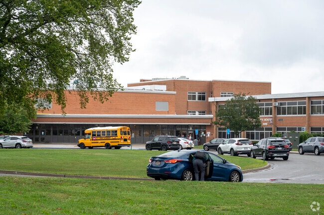 Tresper Clarke High School has 800 students in grades 9-12 with a student-teacher ratio of 11:1.