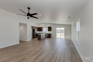 7413 S Menzingers Ave, Meridian, ID 83642