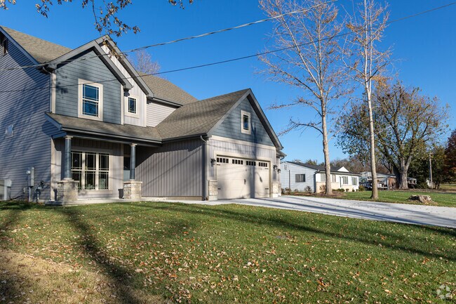 Some new construction in Eureka have farmhouse inspired designs.