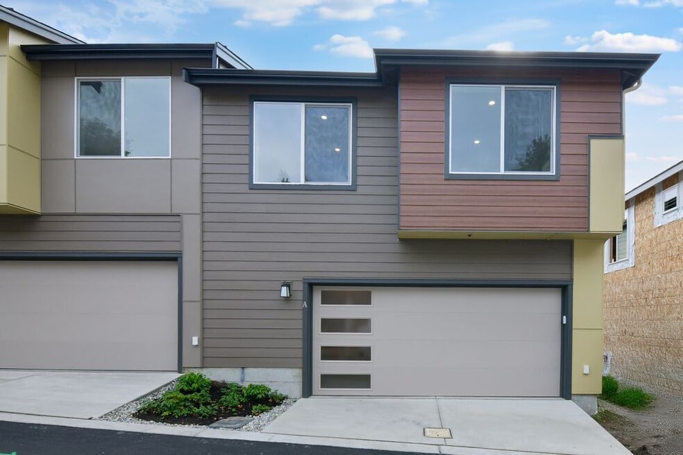 13211 NE 127th Way unit A, Kirkland, WA 98034 - photo 1