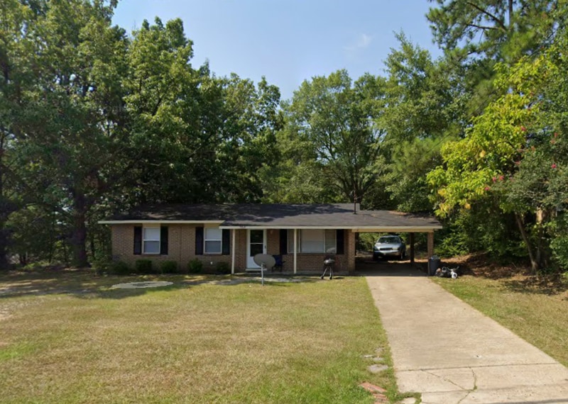 5764 Luna Dr, Columbus, GA 31907 - photo 1