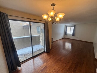 126 Watertree Dr, East Syracuse, NY 13057