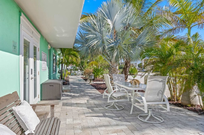 105 NE 3rd St unit ID1044483P, Satellite Beach, FL 32937 - photo 6