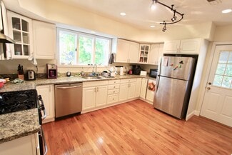 12 Taylor St Unit 2, Medford, MA 02155