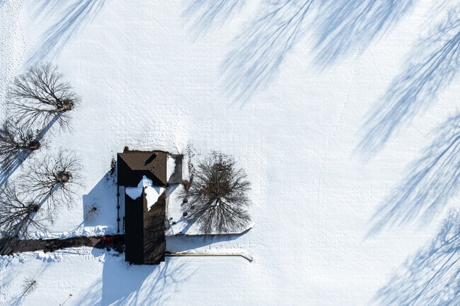 Raymore experiences four seasons throughout the year.