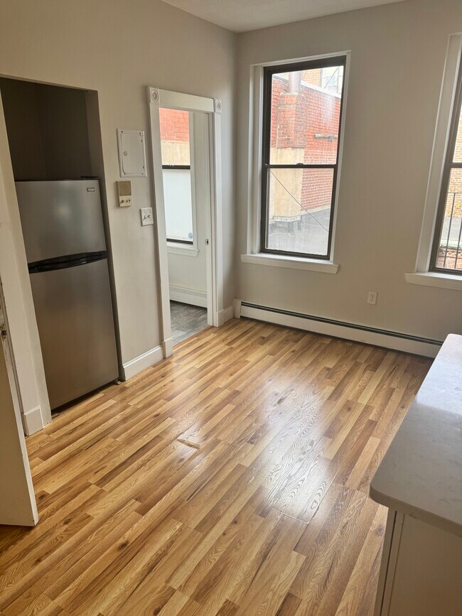 21 Sheafe St unit 7, Boston, MA 02113 - photo 3