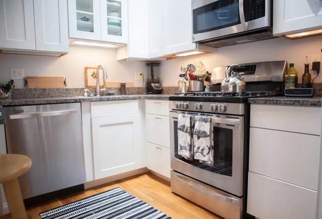 51 Hancock St unit 14, Boston, MA 02114 - photo 5