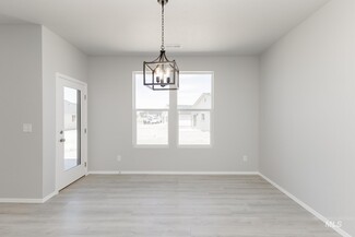 13710 Oliver St, Caldwell, ID 83607