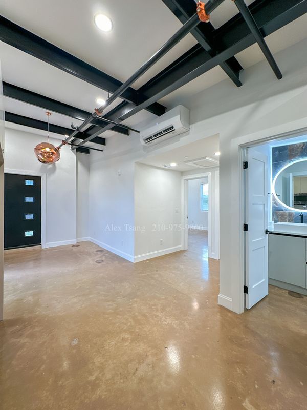 630 Montana St, San Antonio, TX 78203 - photo 4