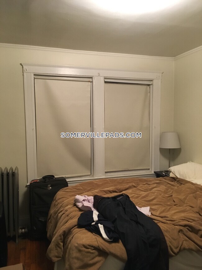 157 Summer St Unit 5F, Somerville, MA 02143