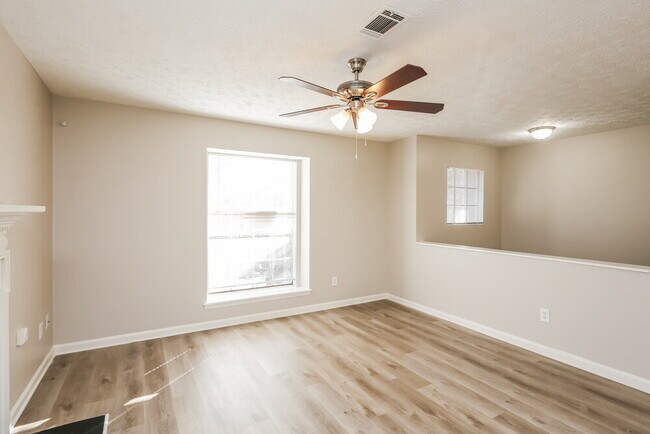 2764 Wildflower Ln SW, Snellville, GA 30039 - photo 6