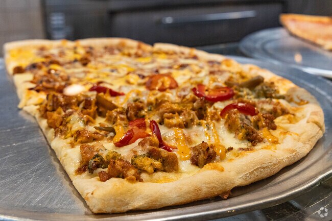 Delicious pizza and more at Bella Roma in Coram.