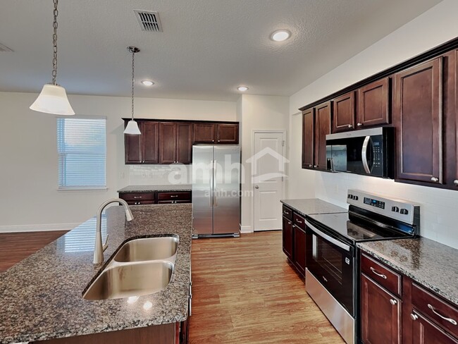 1324 Celery Ave, Sanford, FL 32771 - photo 2