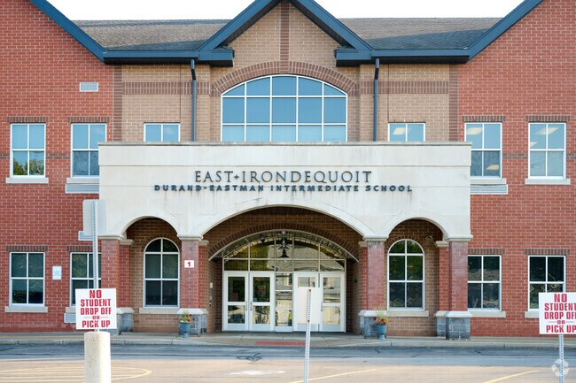 Durand-Eastman Intermediate School has 67% of students receive free or reduced lunch.