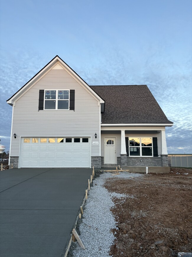 425 Burton Farms Dr, Smyrna, TN 37167