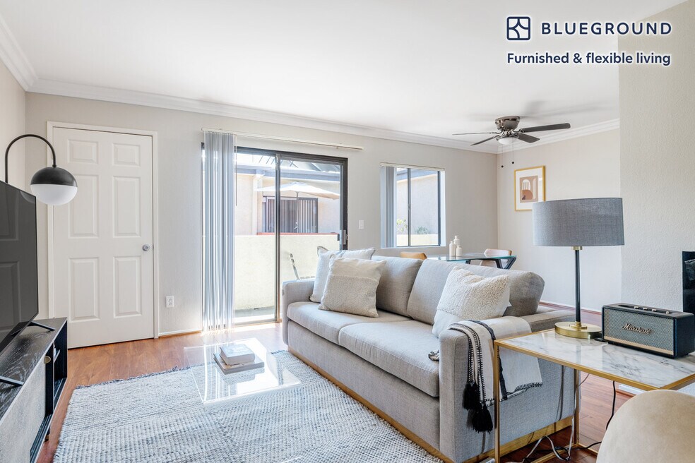 13220 Riverside Dr unit FL2-ID463, Sherman Oaks, CA 91423 - photo 1