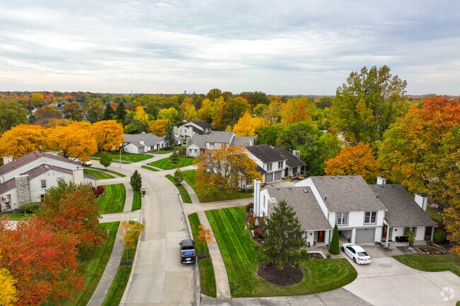 Aerial view of a residential street in Sawmill Woods neighborhood.
