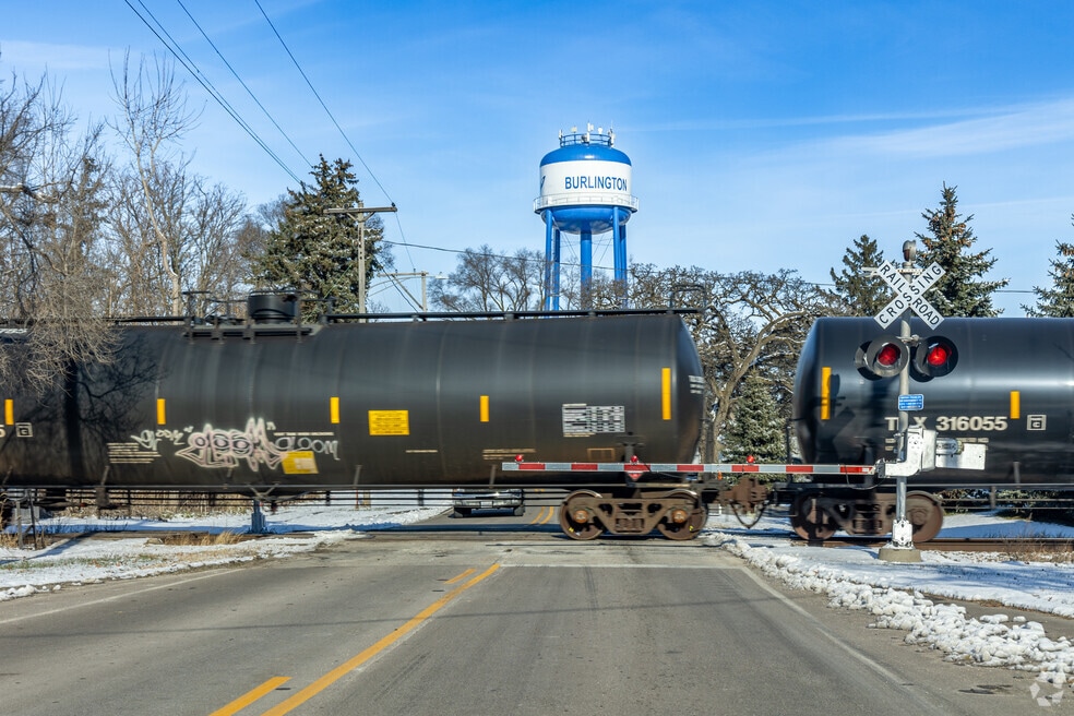 Neighborhood_Burlington_v01_12.6.23