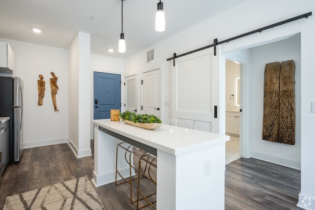 1BR, 1BA - 756SF (Model)