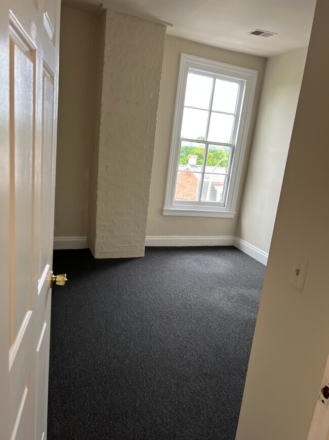 11 S 2nd St Unit 10, Easton, PA 18042