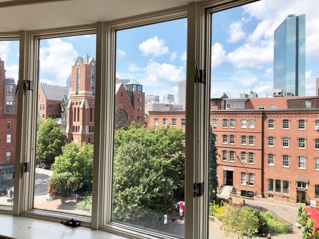 550 Tremont St unit 4, Boston, MA 02116 - photo 2