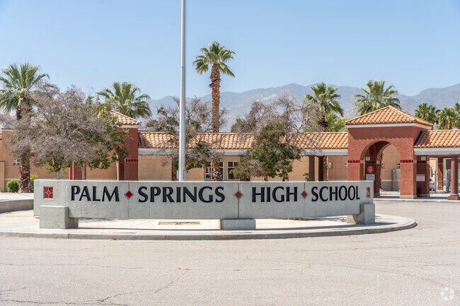 Palm Springs High School scores an A minus on Niche for students of El Mirador.