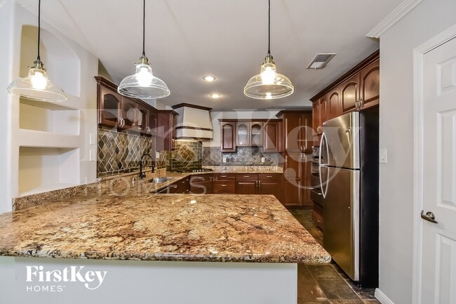 321 Redstone St, Las Vegas, NV 89145 - photo 6