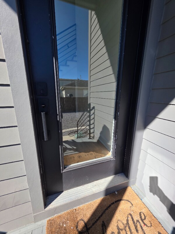 2431 Franklin Ave unit Rear Unit, New Orleans, LA 70117 - photo 2