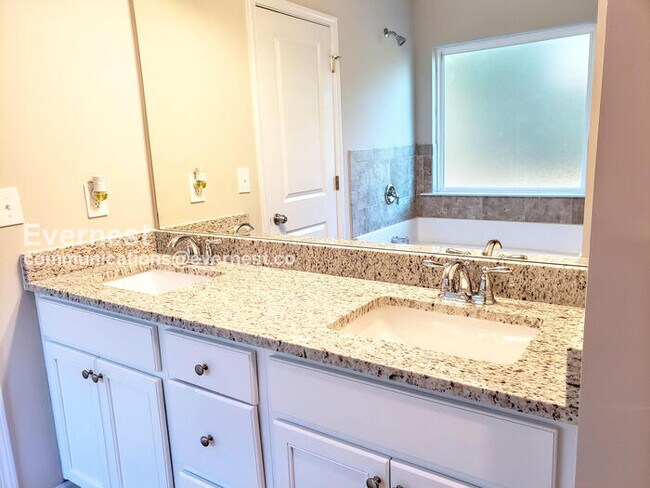 1484 Arbor Pl Dr, Morrow, GA 30260 - photo 6