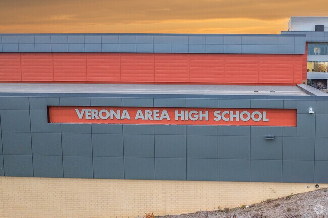 Verona Area High School is a highly rated, public school located in Verona, WI.
