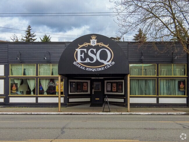 Royal Esquire Club has live music and a rotation of bands for locals in Columbia City to enjoy.