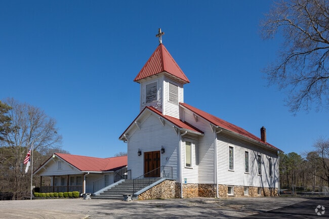 Christ Chapel is located right in downtown Pinson.