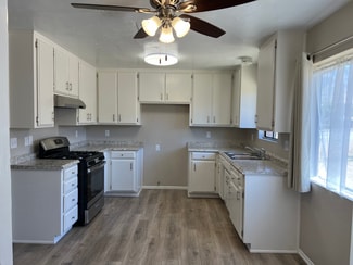 8676 Entrada Blvd, Lake Isabella, CA 93240