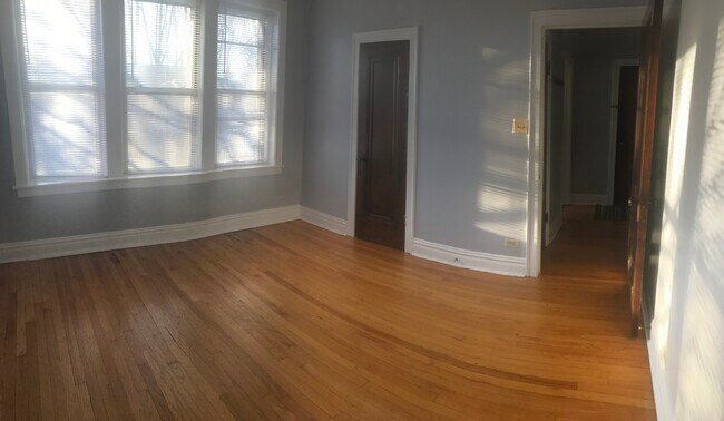 5201 N Latrobe Ave unit 1, Chicago, IL 60630 - photo 7