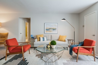 303 W State St, Doylestown, PA 18901