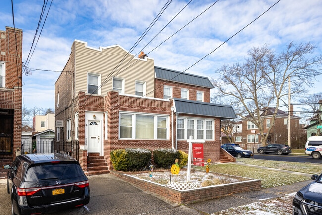 Semi-detached homes can be spotted throughout Allerton.