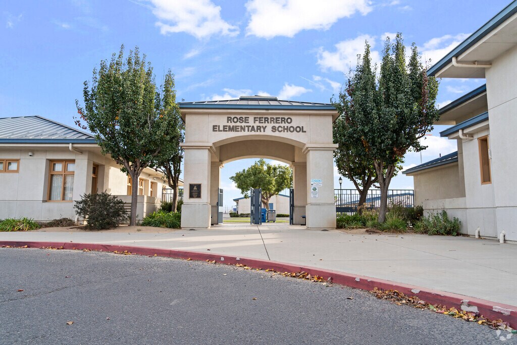 The entrance of Rose Ferrero Elementary School in Soledad, California.