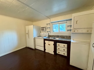 132 Lindsey Rd Unit 2, Big Sandy, TX 75755