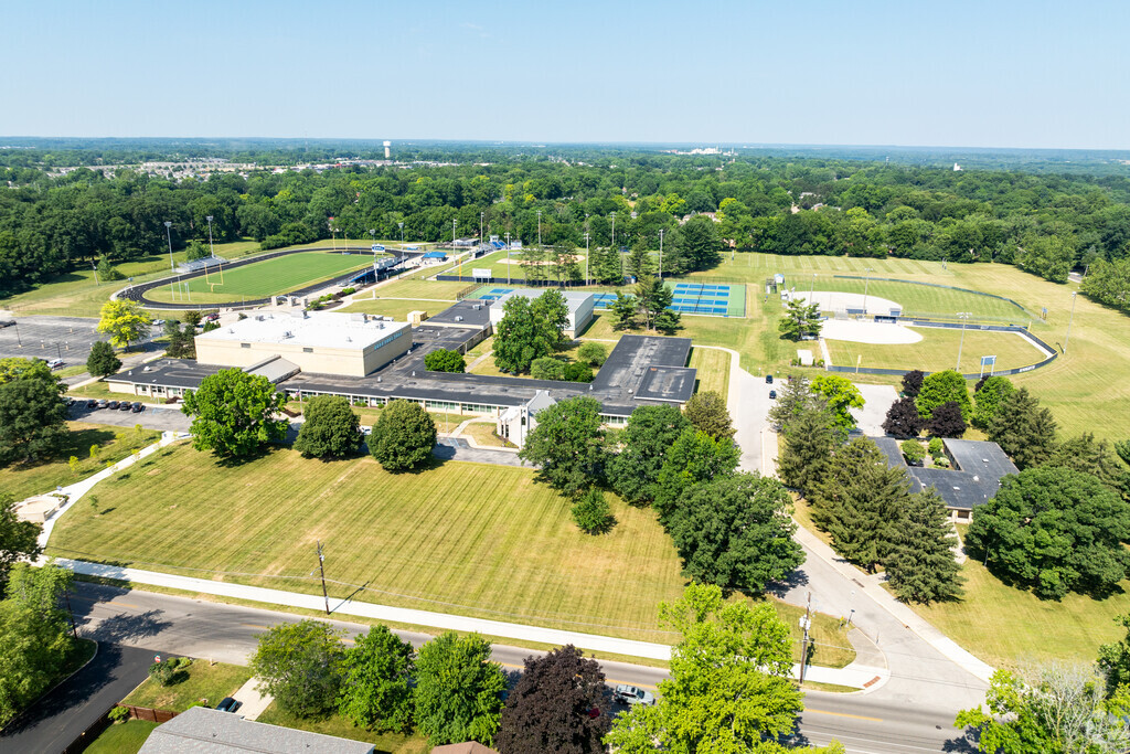 The student population of Central Catholic Jr Sr High School is 451.
