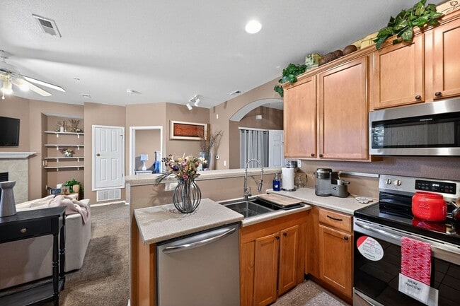 16386 E Fremont Ave, Aurora, CO 80016 - photo 4