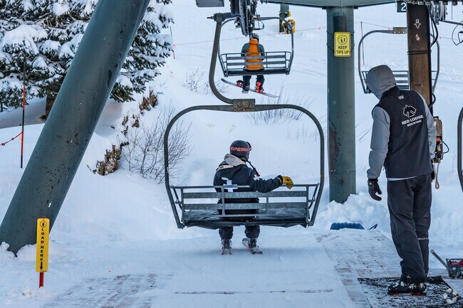 Red Lodge Mountain is 30 minutes from Belfry.