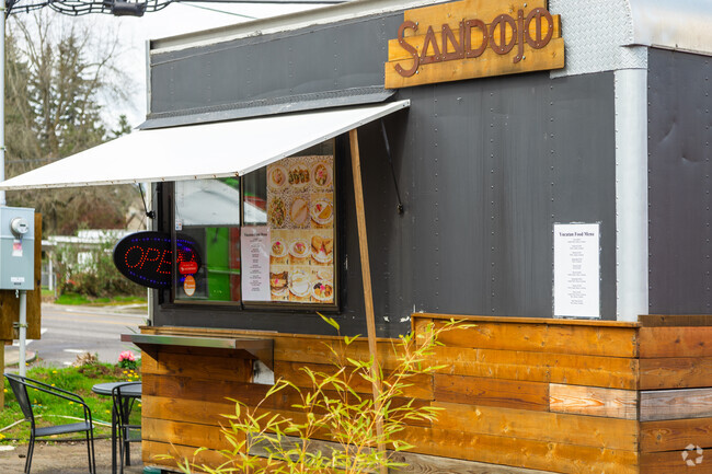 Sandojo cart in the Cart Heaven cart pod in Glenfair.