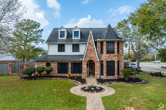 The subdivision of Wilderness Trails boasts a variety of home styles in Friendswood.