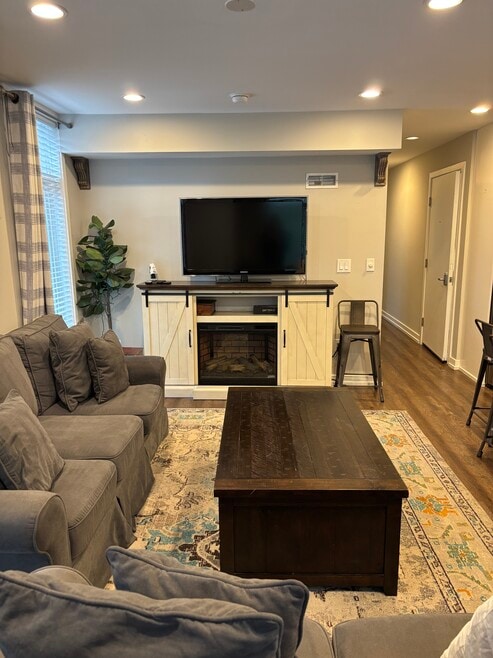 769 N Uber St unit B, Philadelphia, PA 19130 - photo 1